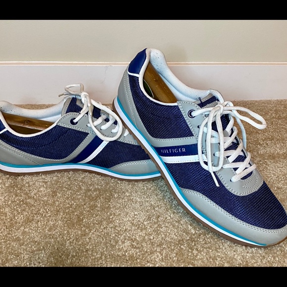 Tommy Hilfiger men’s size 10.5 Blue Silver Shoe - Picture 4 of 6